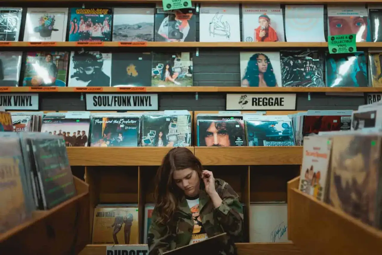 Reggae czy rege? Brzmienie, odmiany i historia gatunku